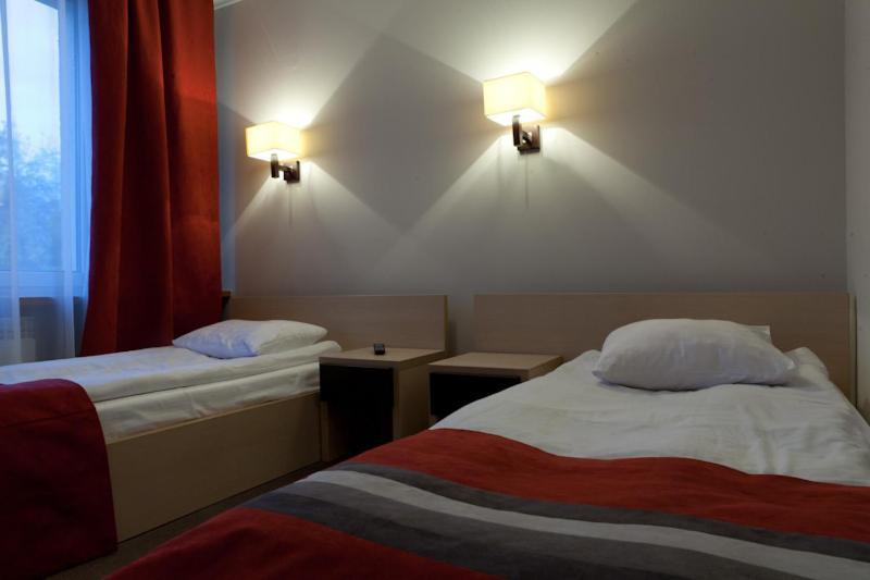 Hotel Dodo Biłgoraj Exteriör bild