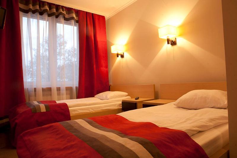 Hotel Dodo Biłgoraj Rum bild